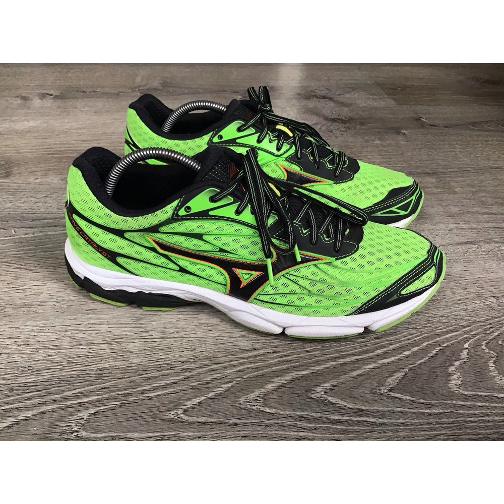 Mizuno Wave Catalyst Men's Size 10.5 Neon Green Running Shoes J1GC163310
